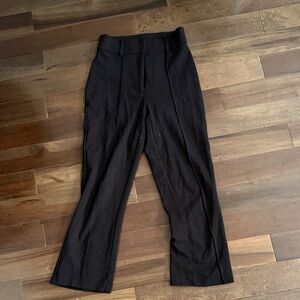 Women’s Black Cropped Pants